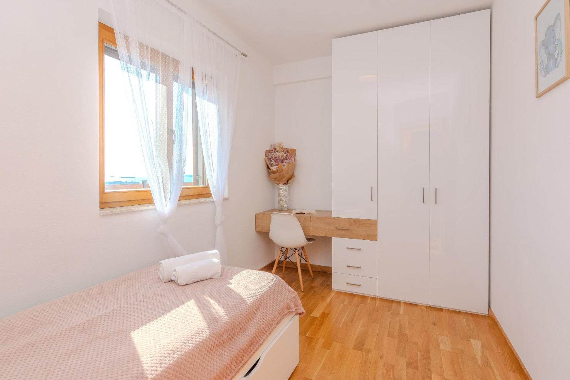 Holiday Home Lucy Pakoštane Extérieur photo