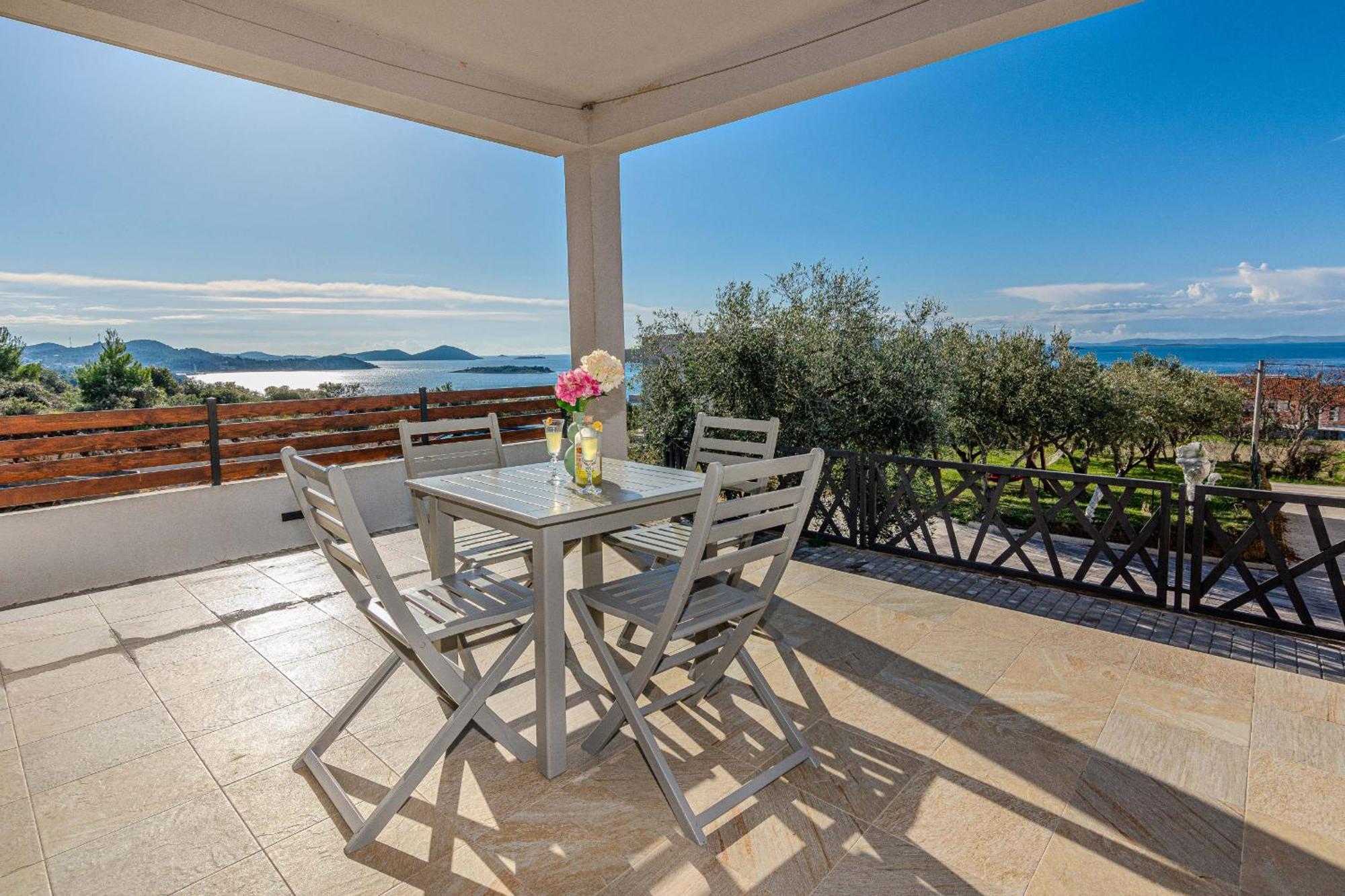Holiday Home Lucy Pakoštane Extérieur photo